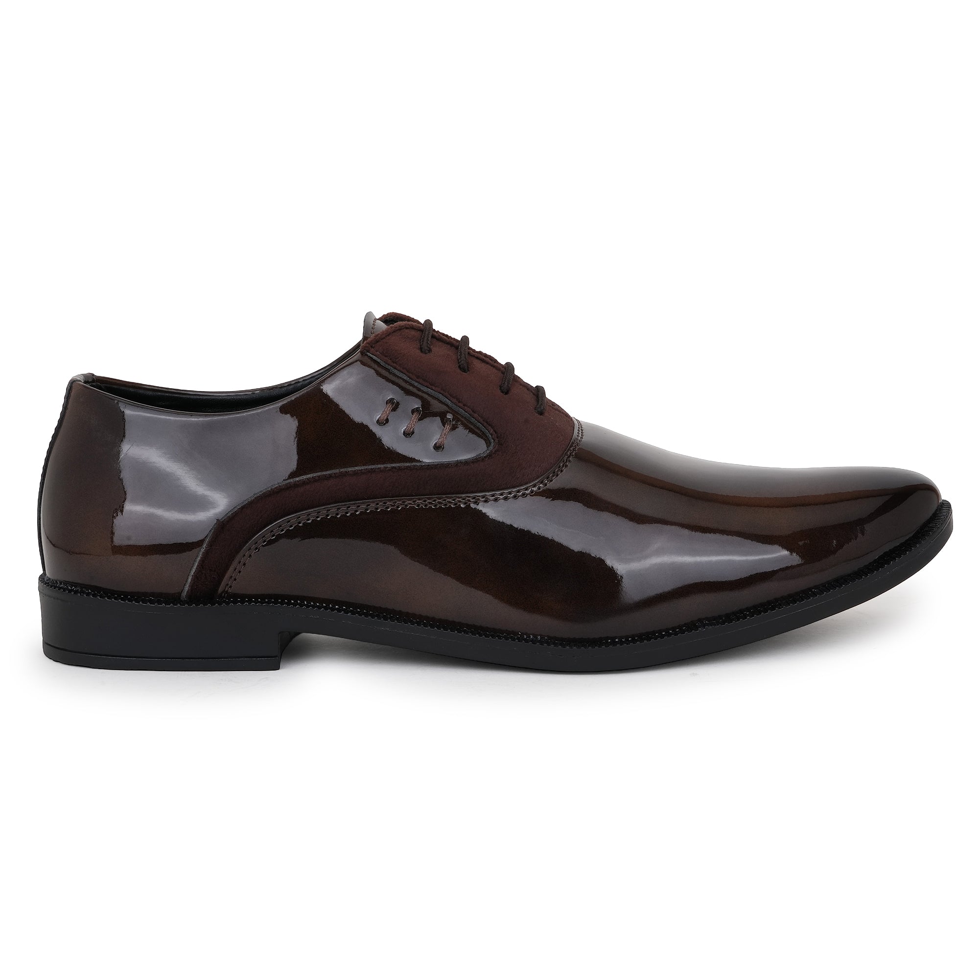 CLASSIC PATENT VELVET DERBY - BROWN