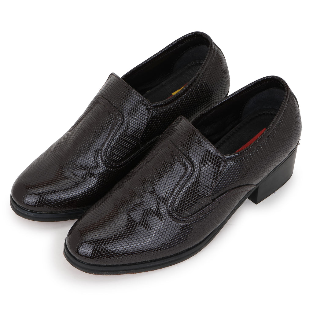 LUSTROUS CUBAN HEEL MOCCASIONS - BROWN