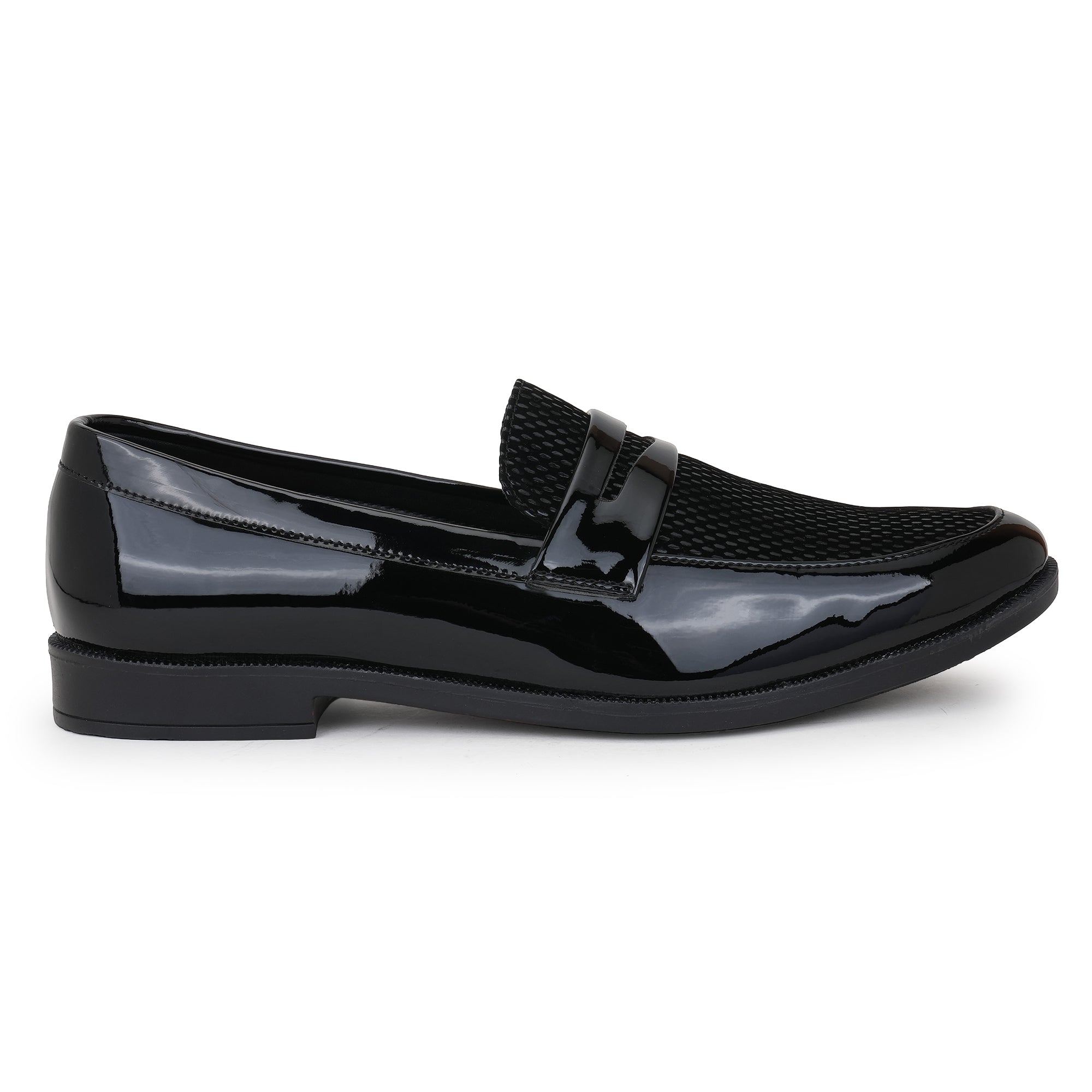 MIDNIGHT LUXE TEXTURED MOCCASIONS - BLACK