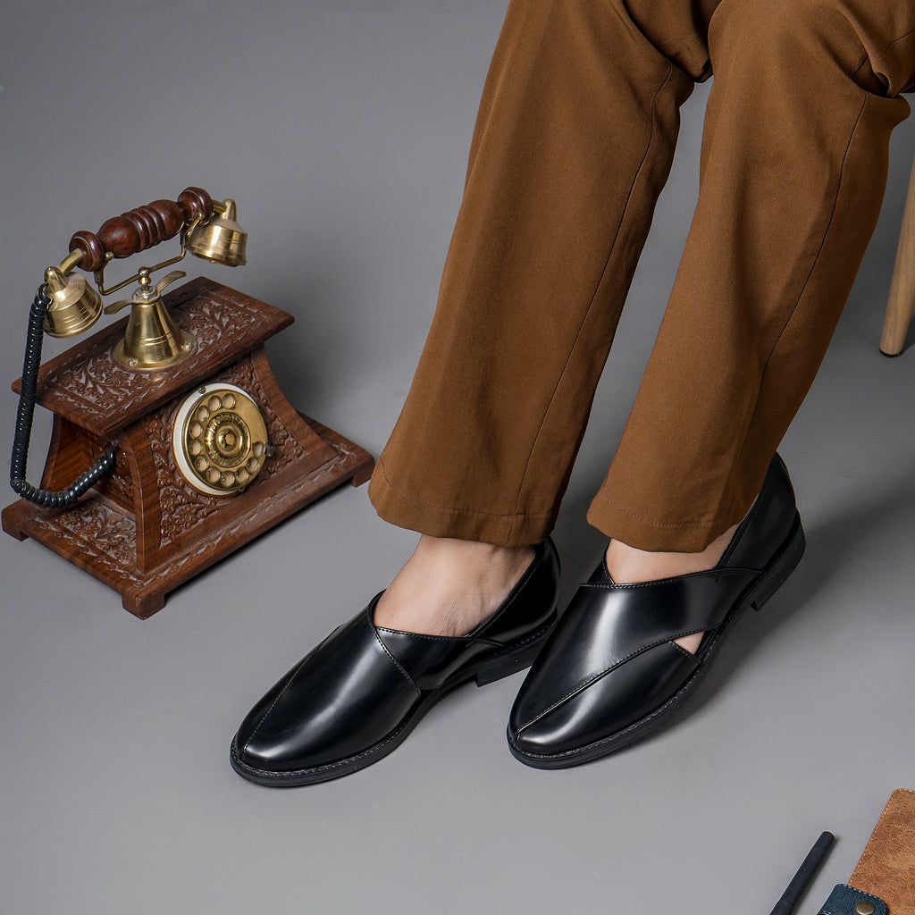 LEATHER SOLE PESHAWRI AEDHA BANDH SANDALS - BLACK