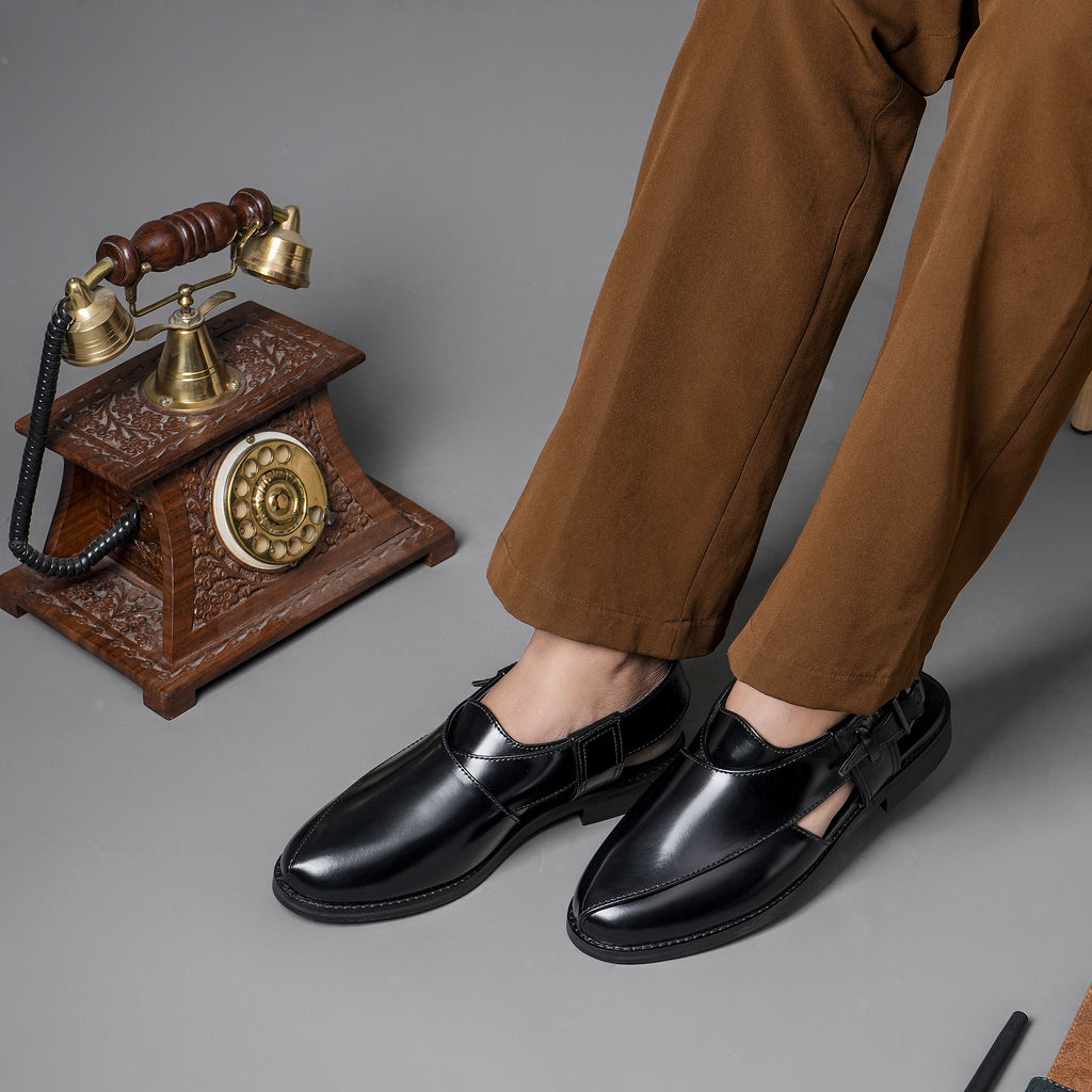 LEATHER SOLE PESHAWRI BELT SANDALS - BLACK