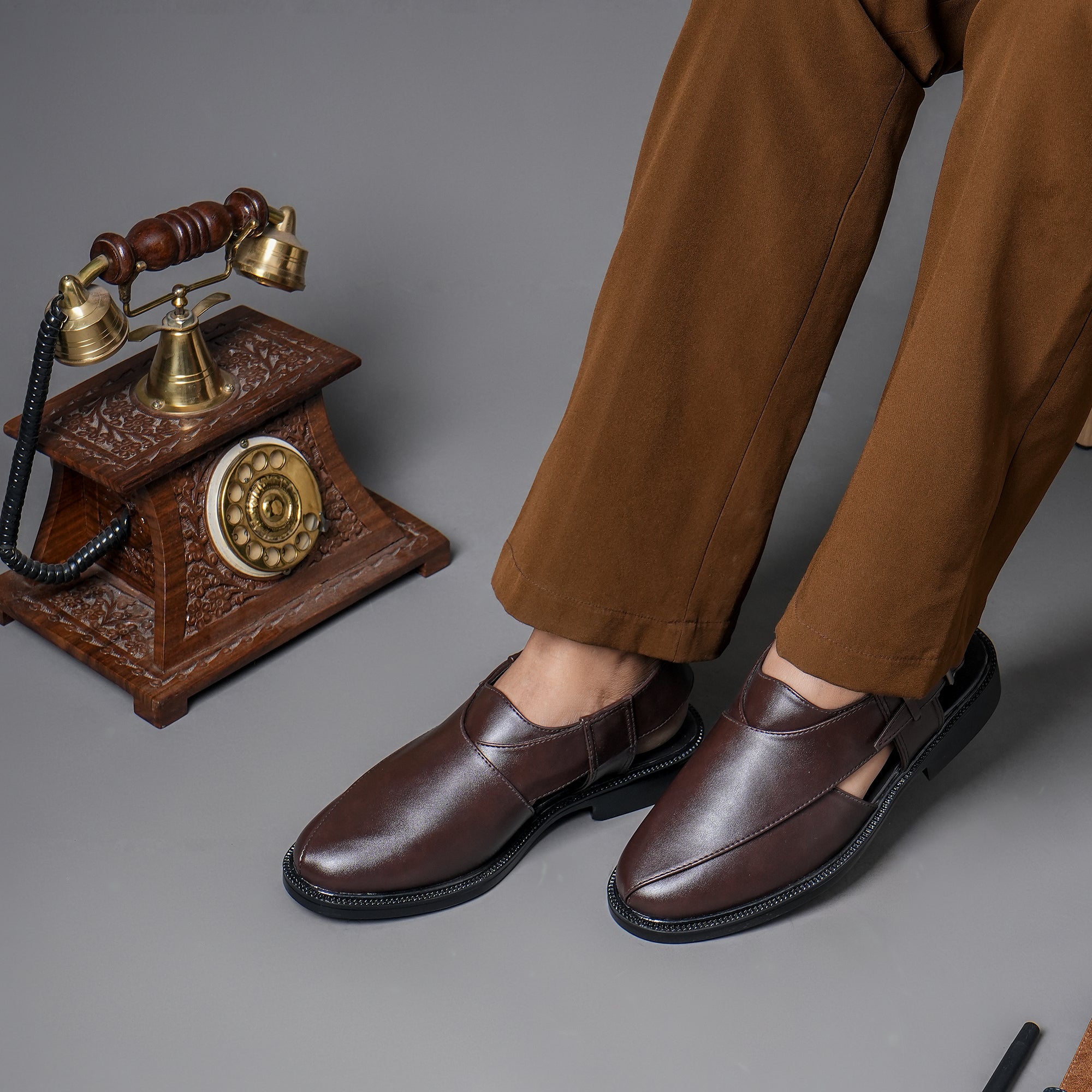 NON LEATHER PESHAWARI BELT SANDALS - BROWN