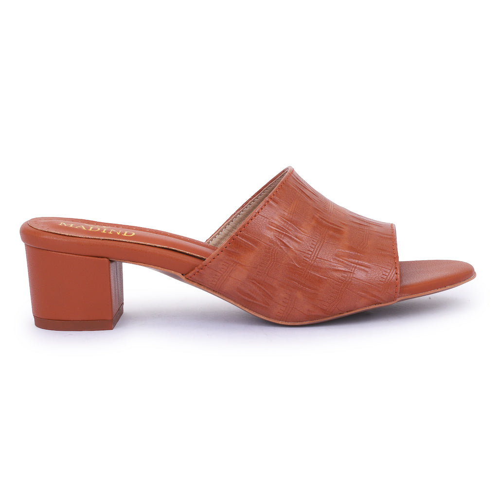 TEXTURED BLOCK HEEL SLIDES - TAN