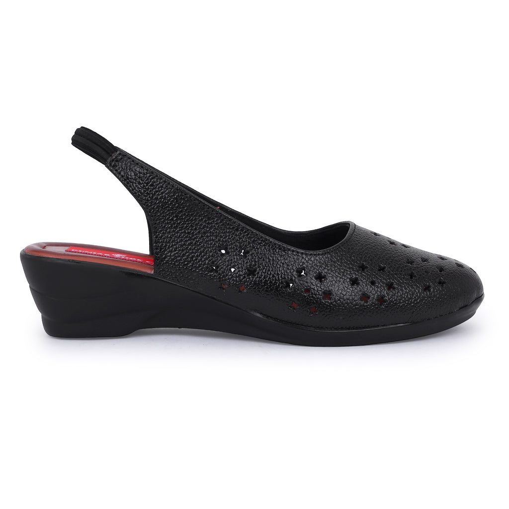 ELEGANT NOIR LEATHER SANDALS - BLACK