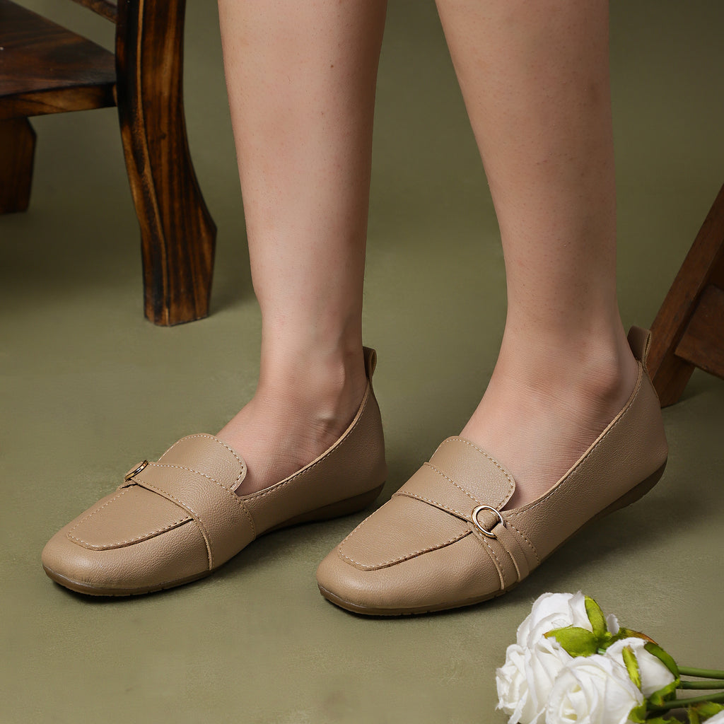 URBAN CHIC LOAFERS - BEIGE